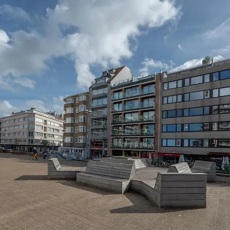 Bunnenplein Met 2 Slaapkamers * クノック・ヘイスト