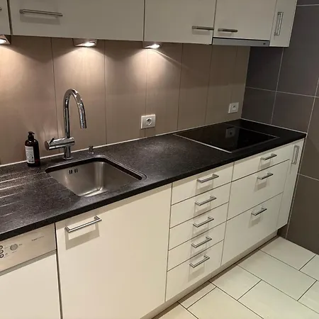 Bunnenplein Met 2 Slaapkamers Lägenhet