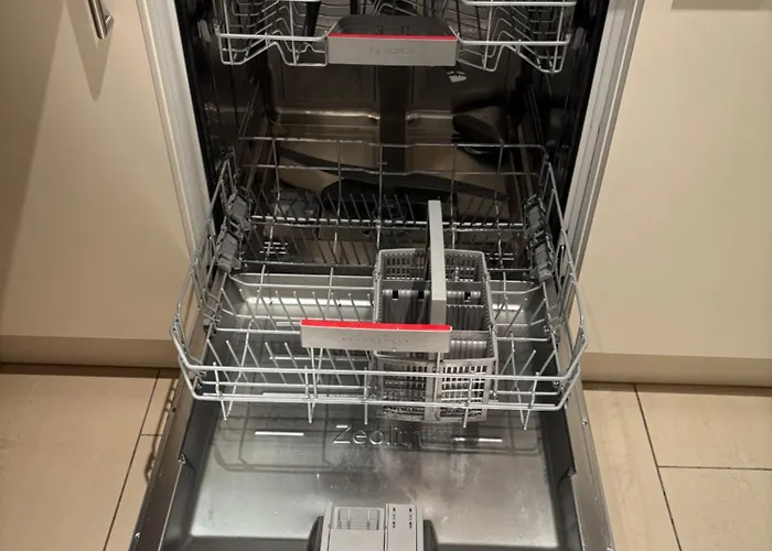 Bunnenplein Met 2 Slaapkamers Appartement *